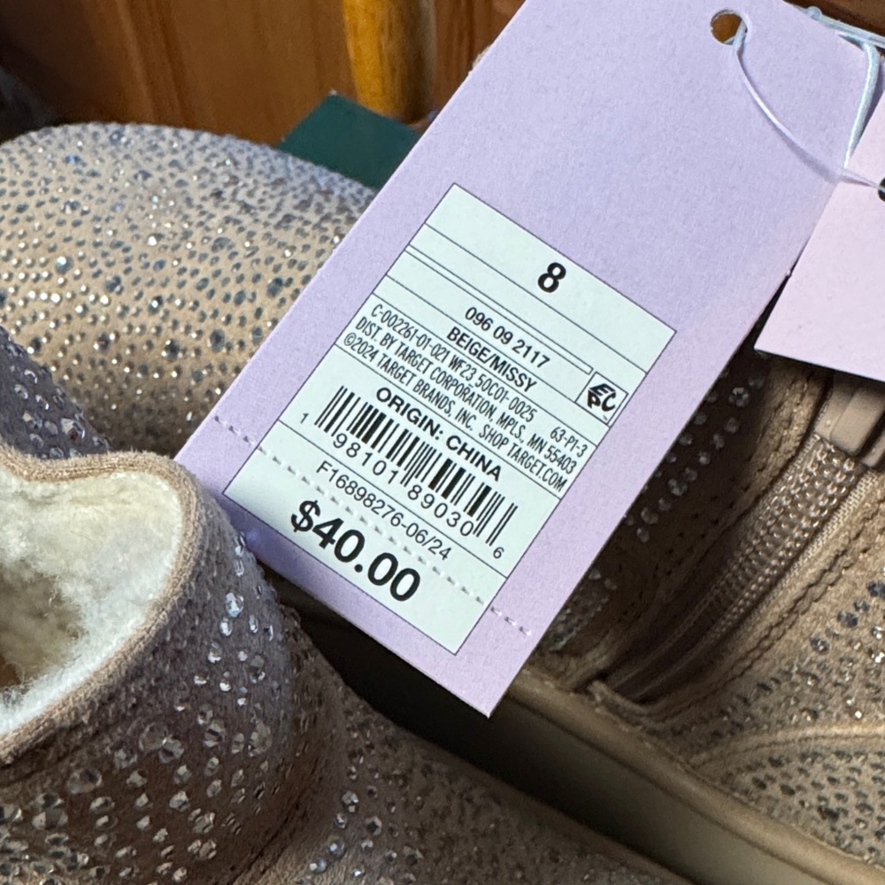 Wild Fable NWB 8 tan rhinestone Sparkle 2” sherpa lined Platform ankle Boots - Picture 7 of 7